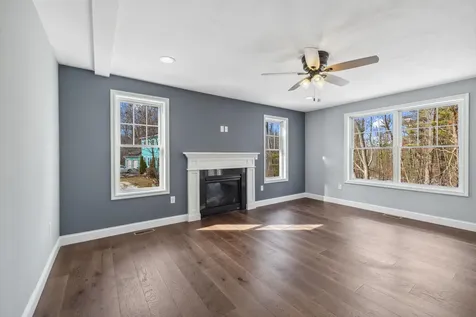 38 Bell Street Nashua NH 03064