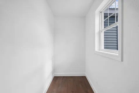 38 Bell Street Nashua NH 03064
