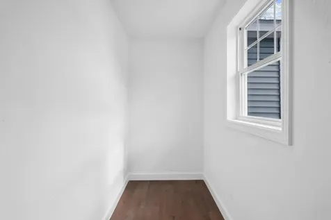 38 Bell Street Nashua NH 03064