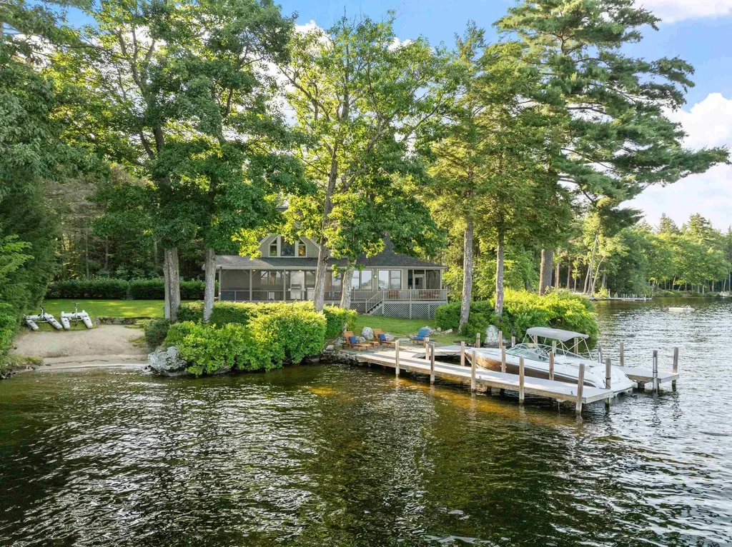 10 Edgewater Drive Moultonborough NH 03254
