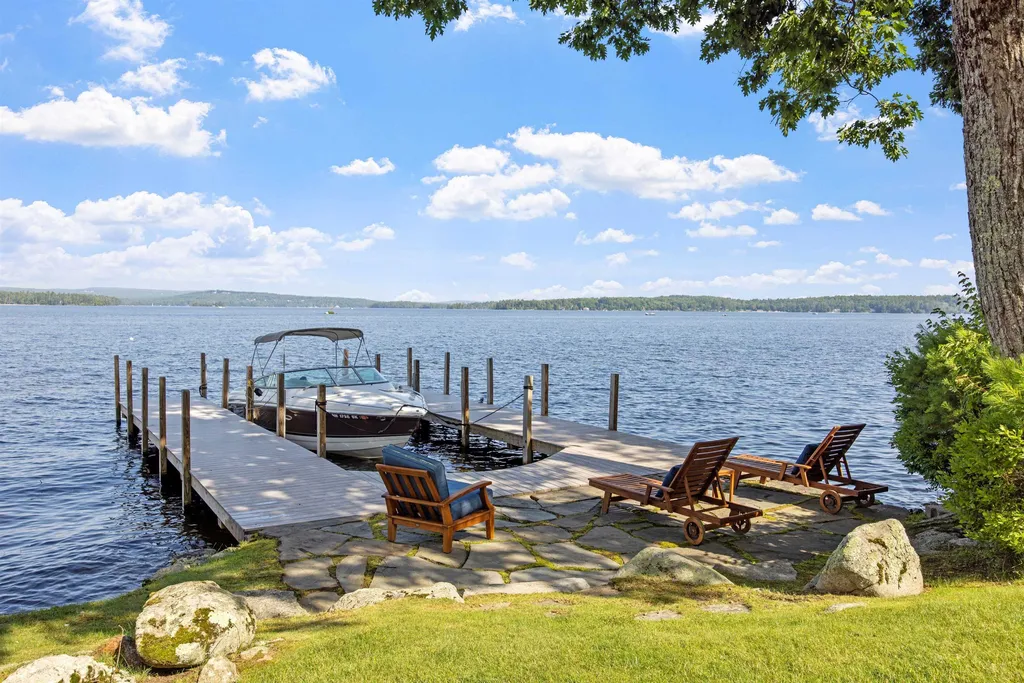10 Edgewater Drive Moultonborough NH 03254
