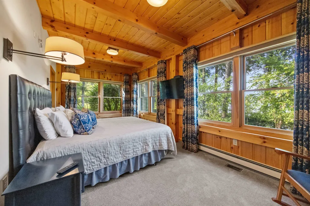 10 Edgewater Drive Moultonborough NH 03254
