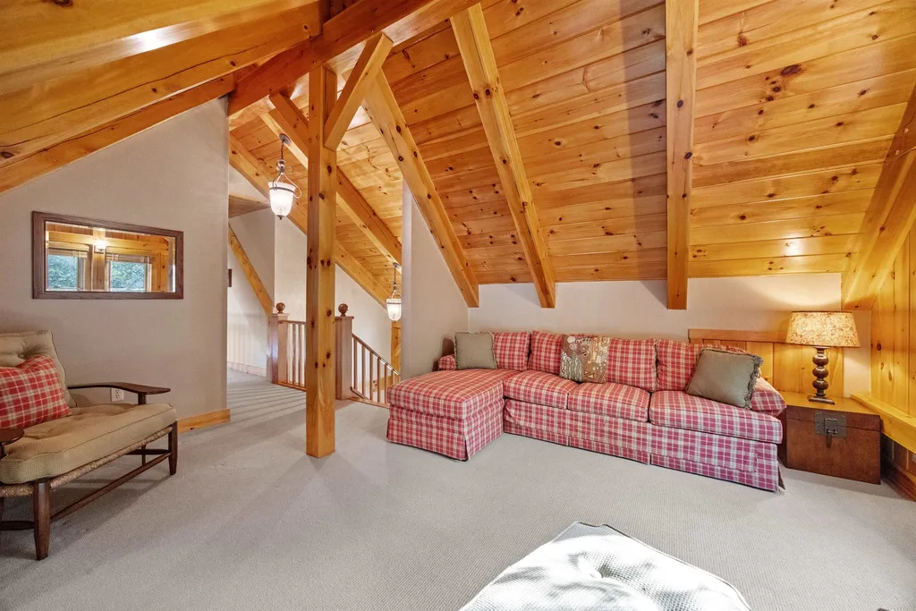 10 Edgewater Drive Moultonborough NH 03254