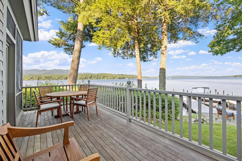 10 Edgewater Drive Moultonborough NH 03254