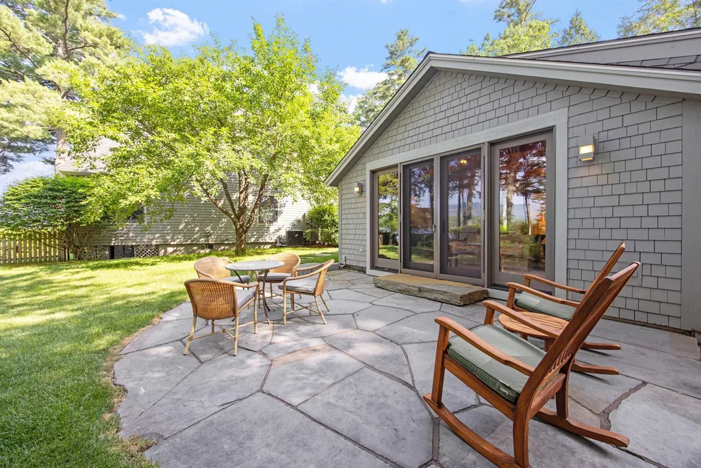 10 Edgewater Drive Moultonborough NH 03254