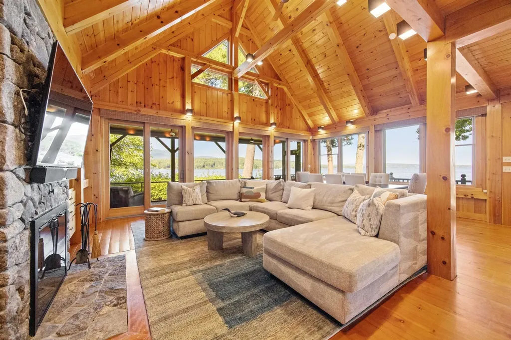 10 Edgewater Drive Moultonborough NH 03254