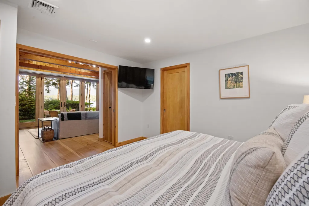 10 Edgewater Drive Moultonborough NH 03254