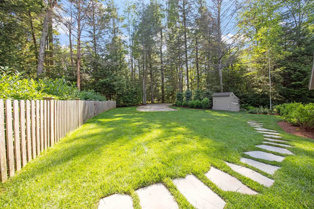 10 Edgewater Drive Moultonborough NH 03254