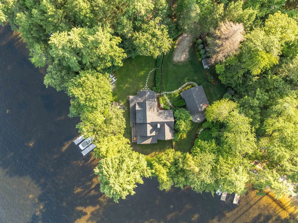10 Edgewater Drive Moultonborough NH 03254