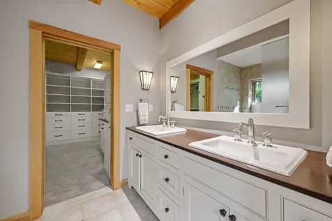 10 Edgewater Drive Moultonborough NH 03254