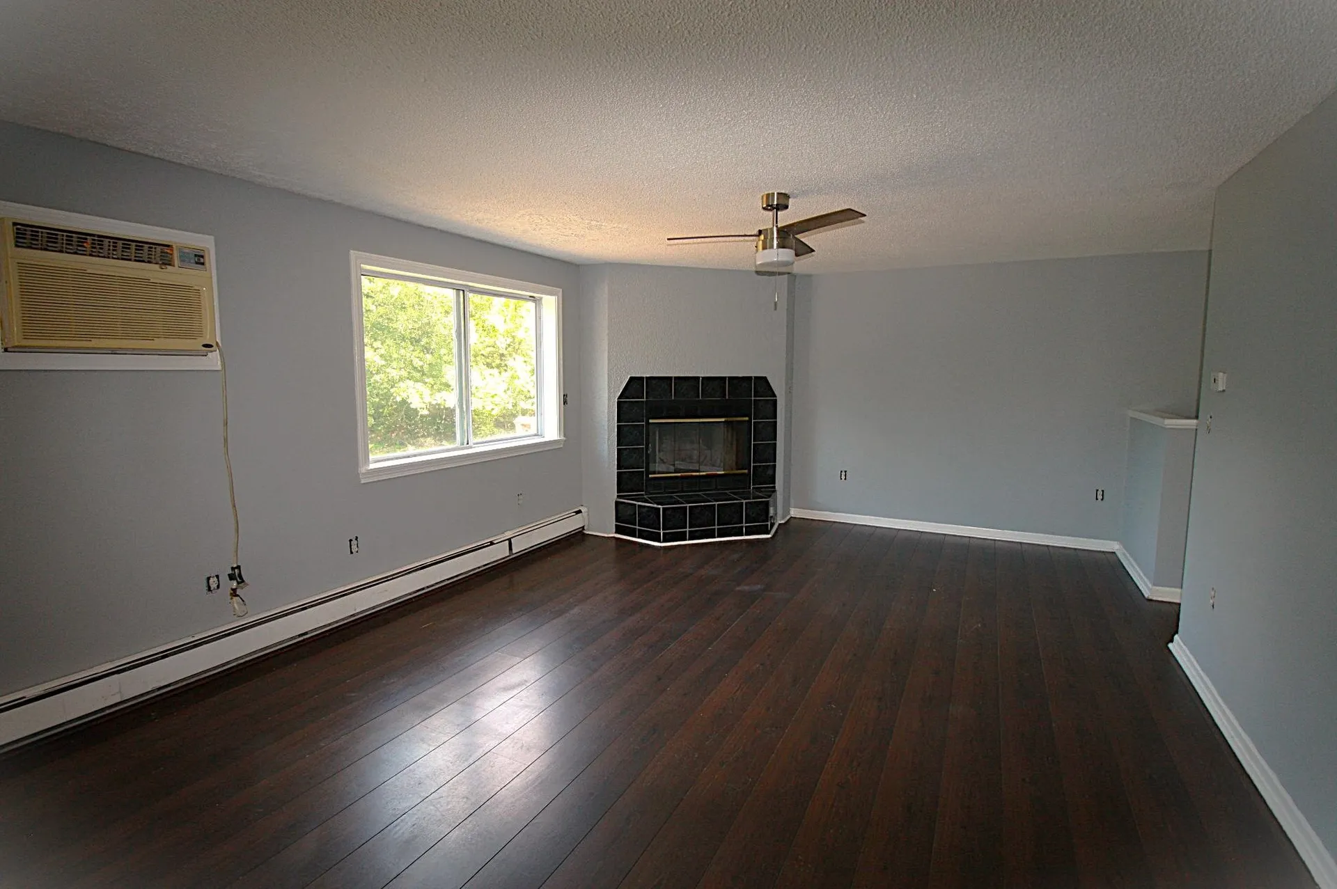 10 Sullivan Road Hudson NH 03051