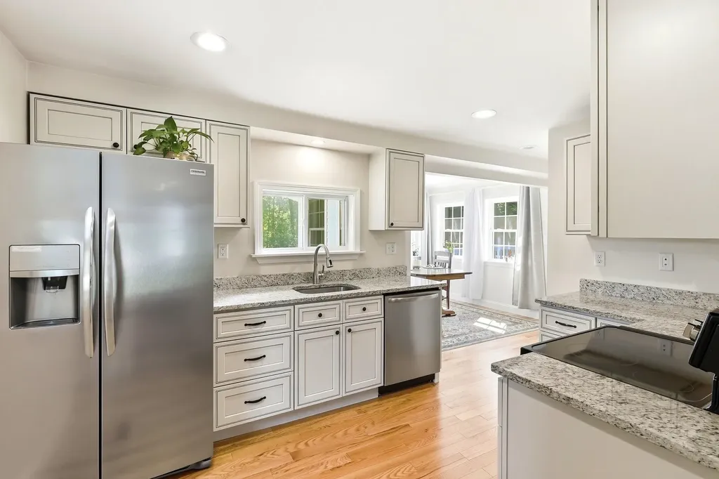 14 Hampton Falls Road Exeter NH 03833