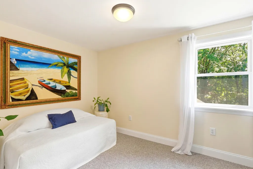 14 Hampton Falls Road Exeter NH 03833