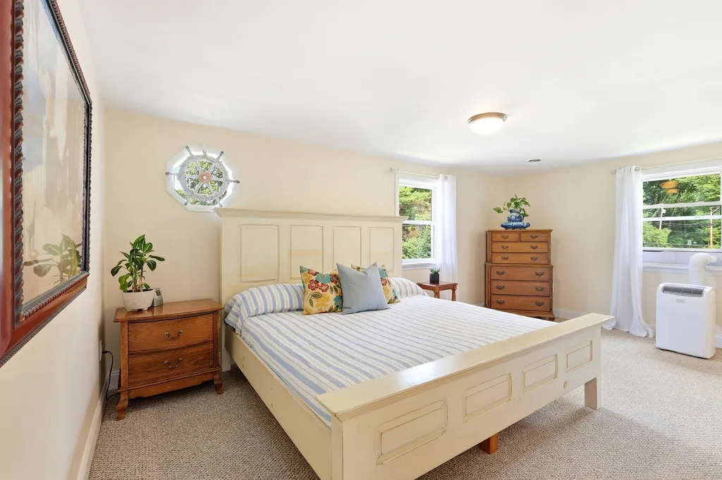 14 Hampton Falls Road Exeter NH 03833