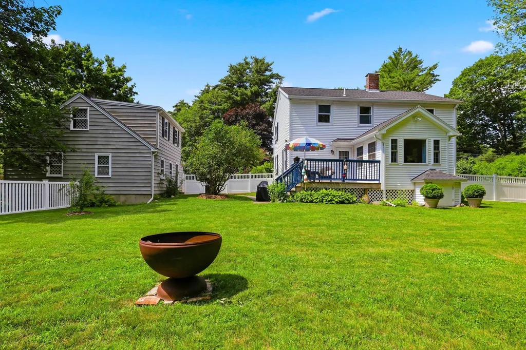 14 Hampton Falls Road Exeter NH 03833