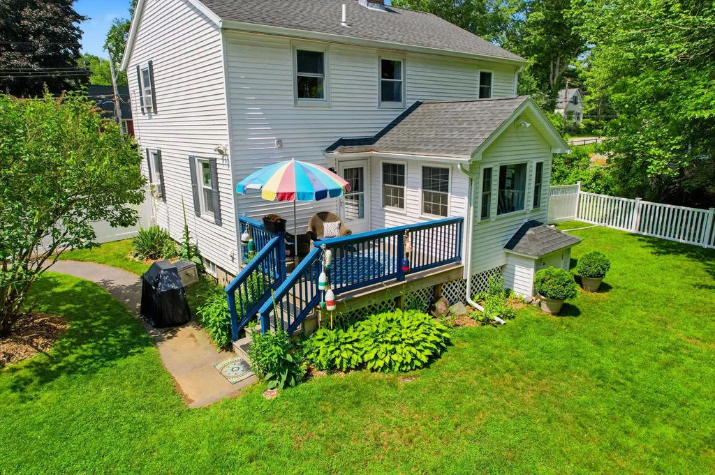 14 Hampton Falls Road Exeter NH 03833