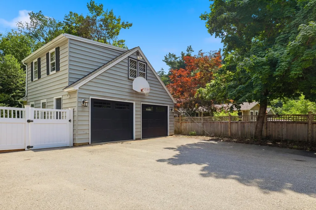 14 Hampton Falls Road Exeter NH 03833