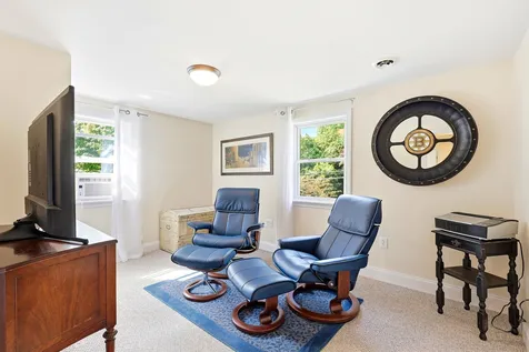14 Hampton Falls Road Exeter NH 03833