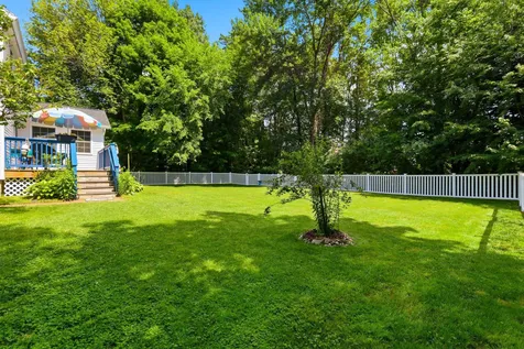 14 Hampton Falls Road Exeter NH 03833