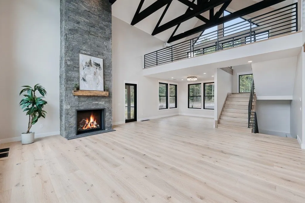 66 Knotty Way Belmont NH 03220
