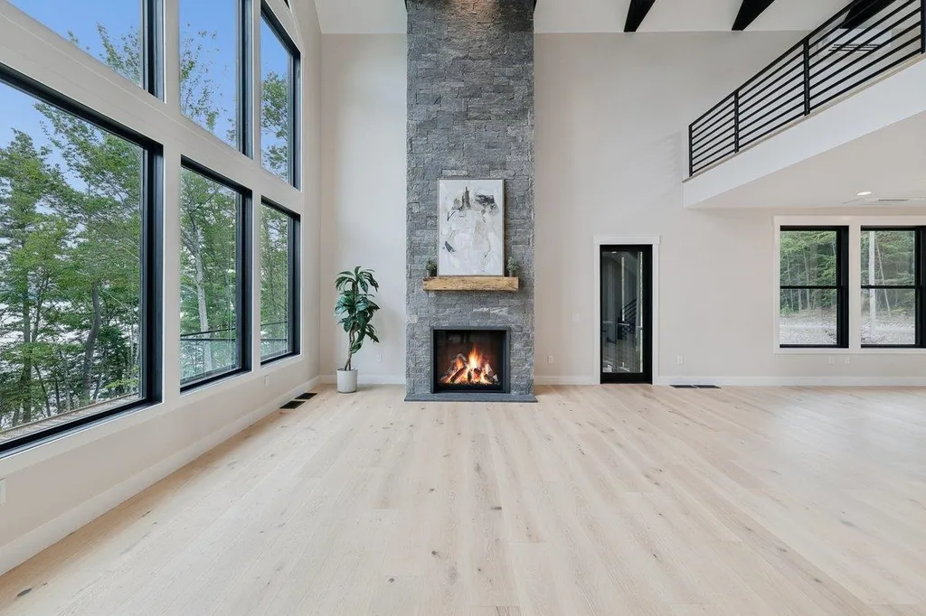 66 Knotty Way Belmont NH 03220