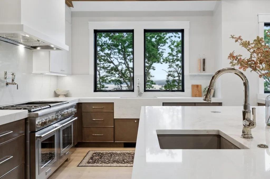 66 Knotty Way Belmont NH 03220