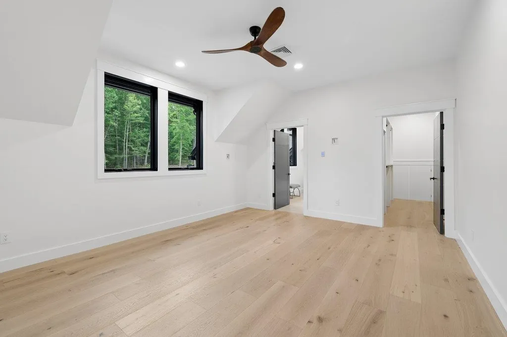 66 Knotty Way Belmont NH 03220