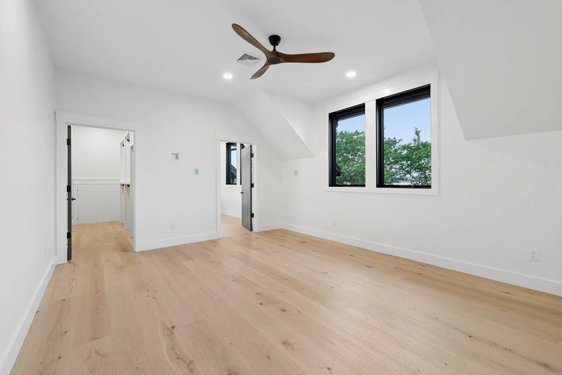 66 Knotty Way Belmont NH 03220