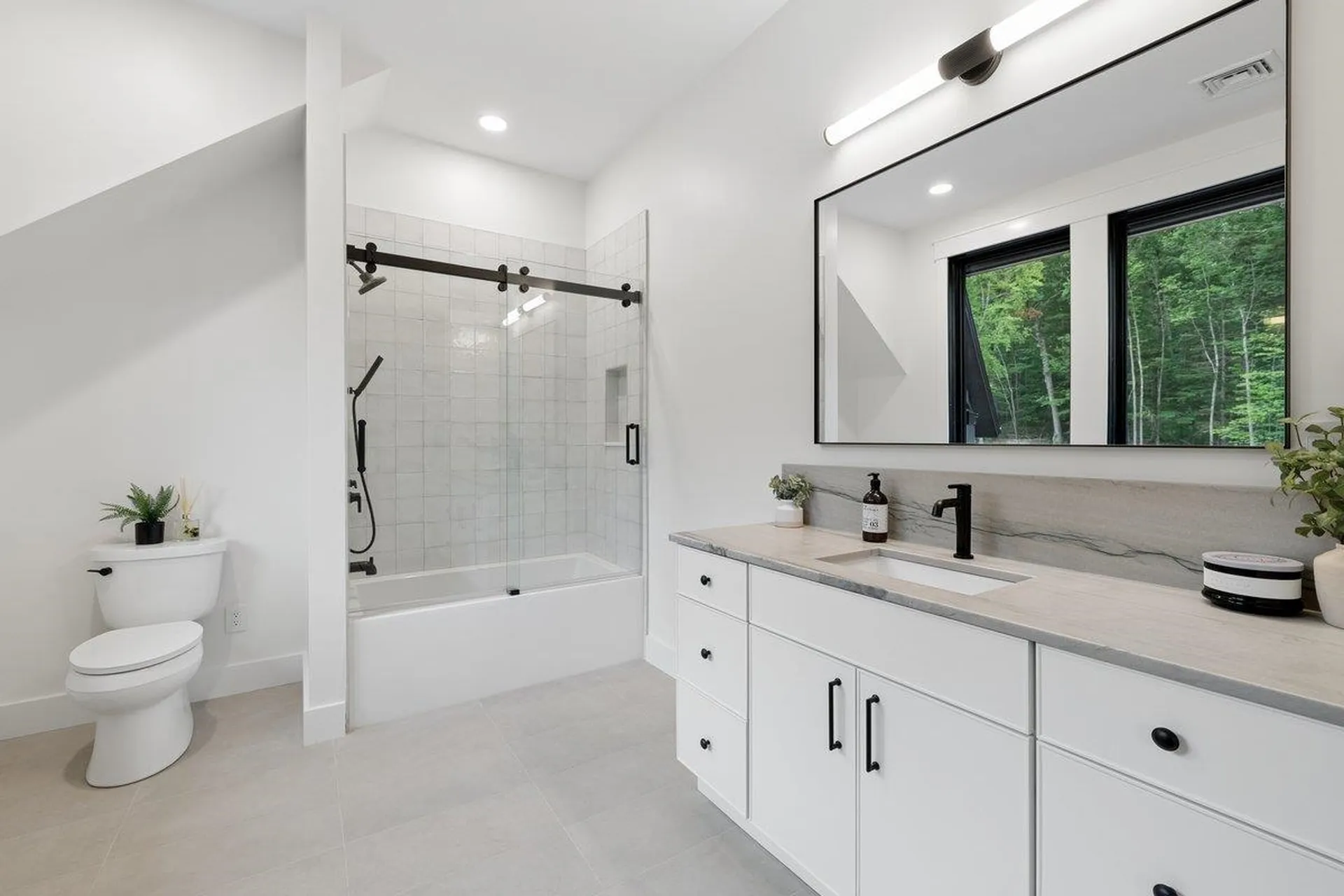 66 Knotty Way Belmont NH 03220