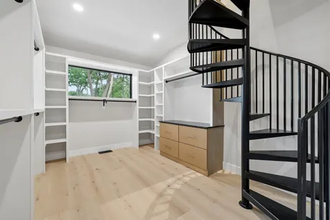 66 Knotty Way Belmont NH 03220