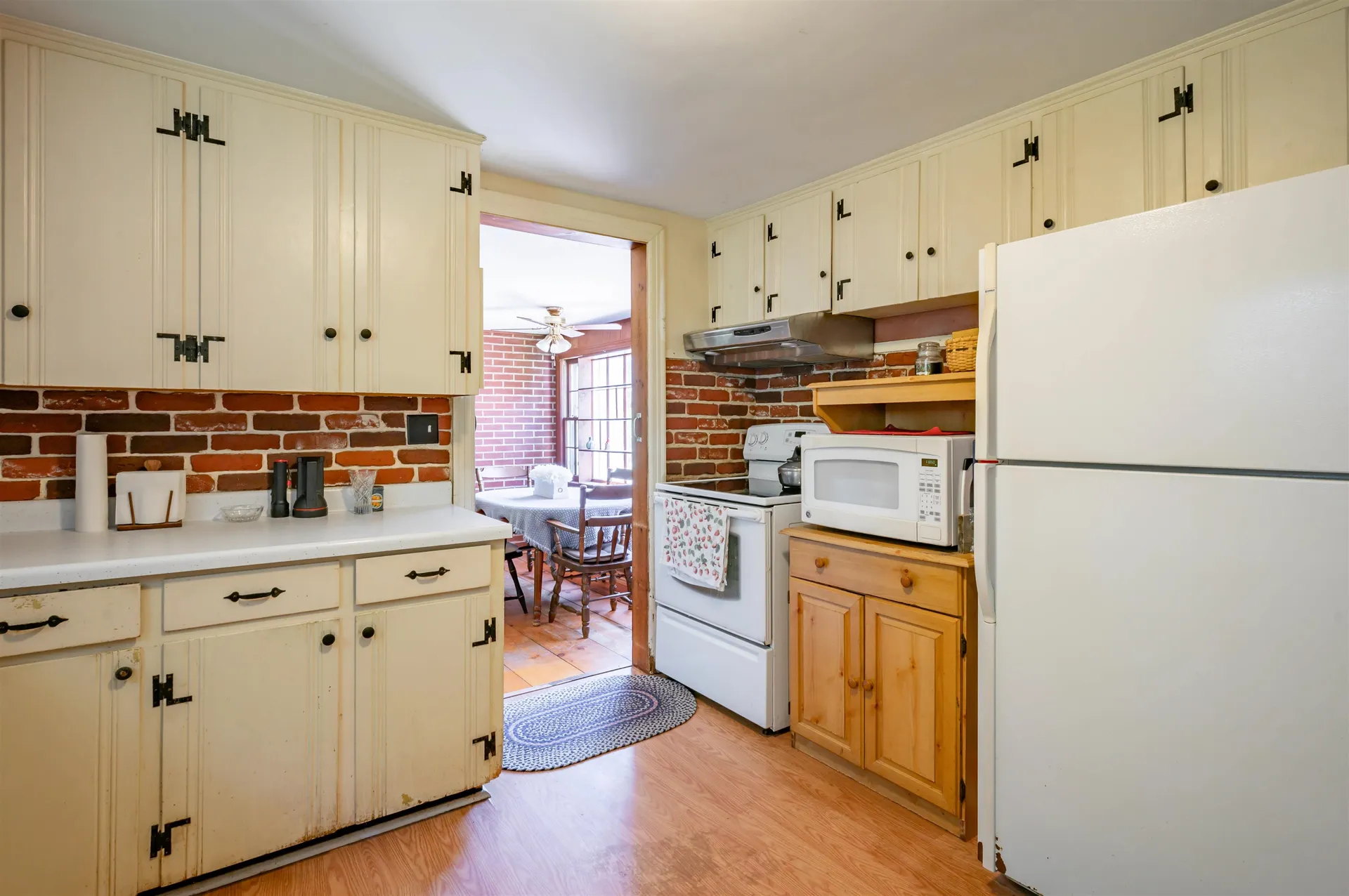 6 Exeter Road Kingston NH 03848