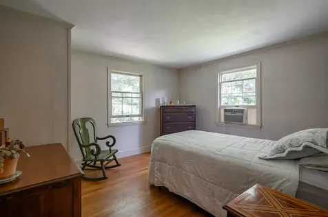6 Exeter Road Kingston NH 03848
