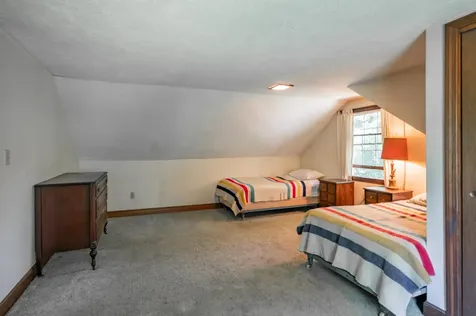 6 Exeter Road Kingston NH 03848