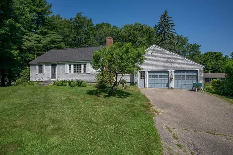 6 Exeter Road Kingston NH 03848