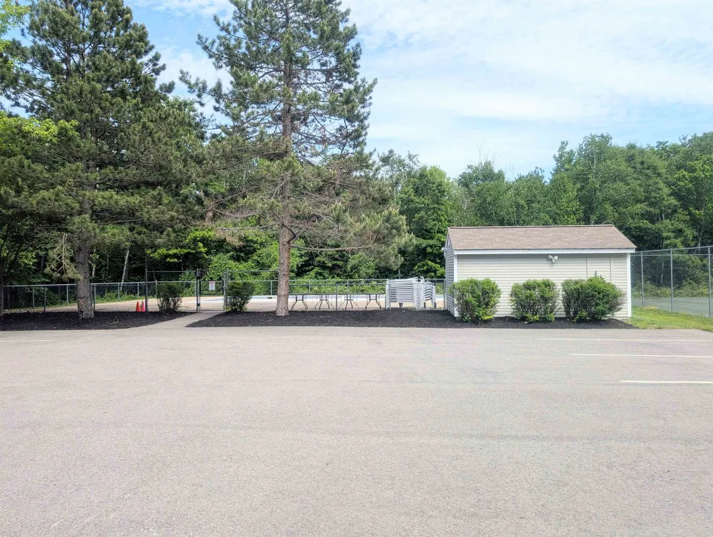 22 Northbrook Circle Conway NH 03860