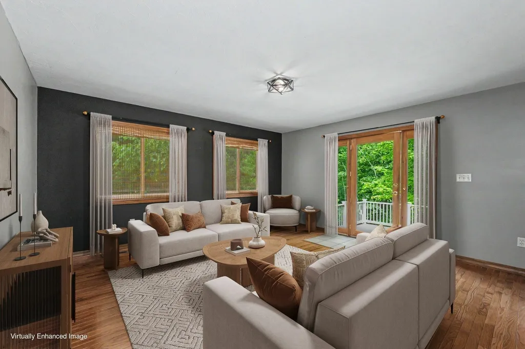 36 Windsor Boulevard Londonderry NH 03053