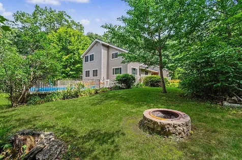36 Windsor Boulevard Londonderry NH 03053