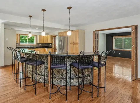 36 Windsor Boulevard Londonderry NH 03053
