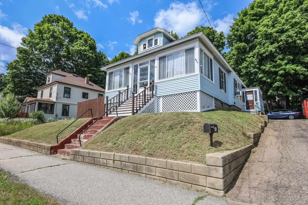 80 Baldwin Street Laconia NH 03246