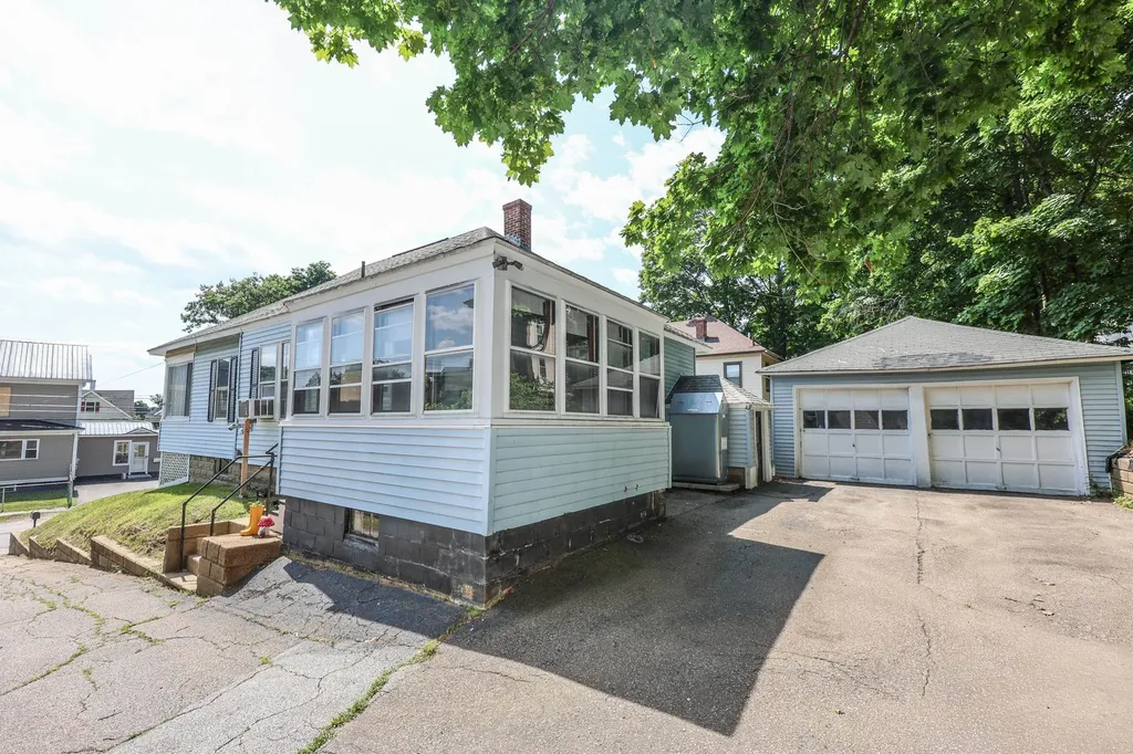 80 Baldwin Street Laconia NH 03246