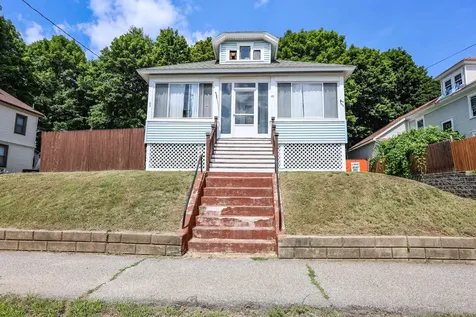 80 Baldwin Street Laconia NH 03246