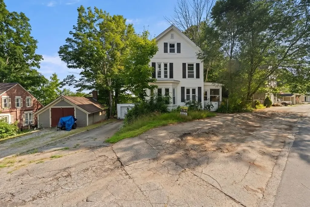 10 W High Street Somersworth NH 03878