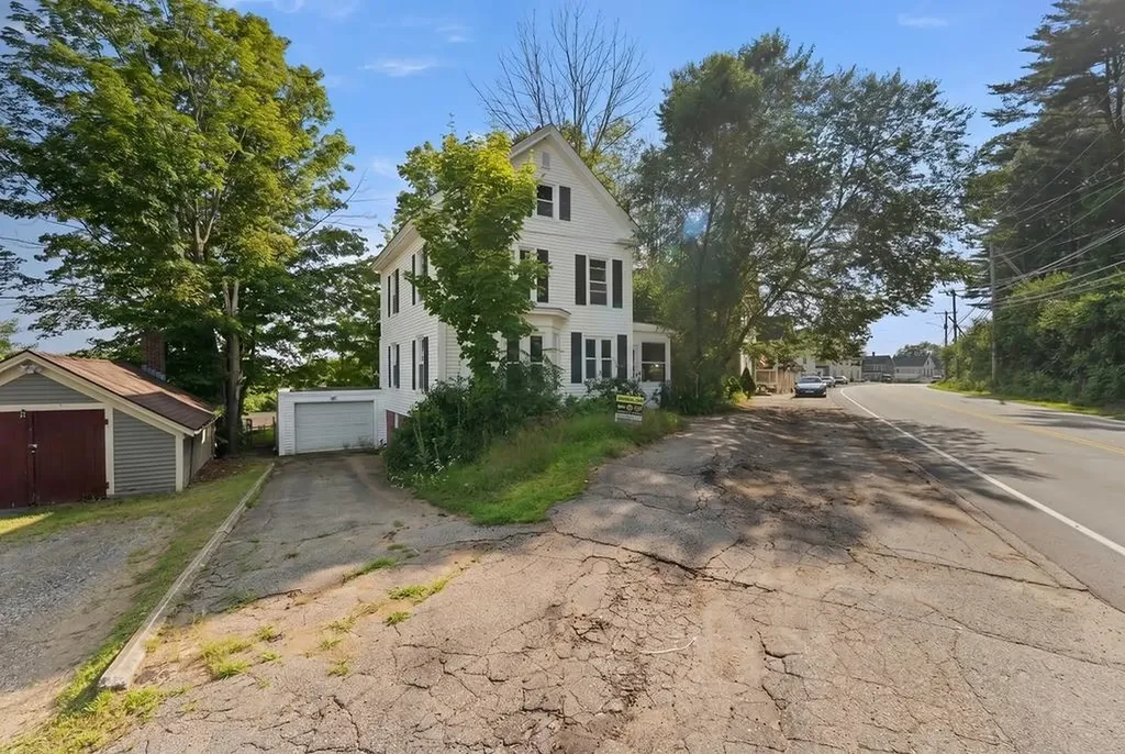 10 W High Street Somersworth NH 03878