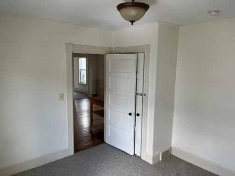 61 Laurel Street Manchester NH 03103