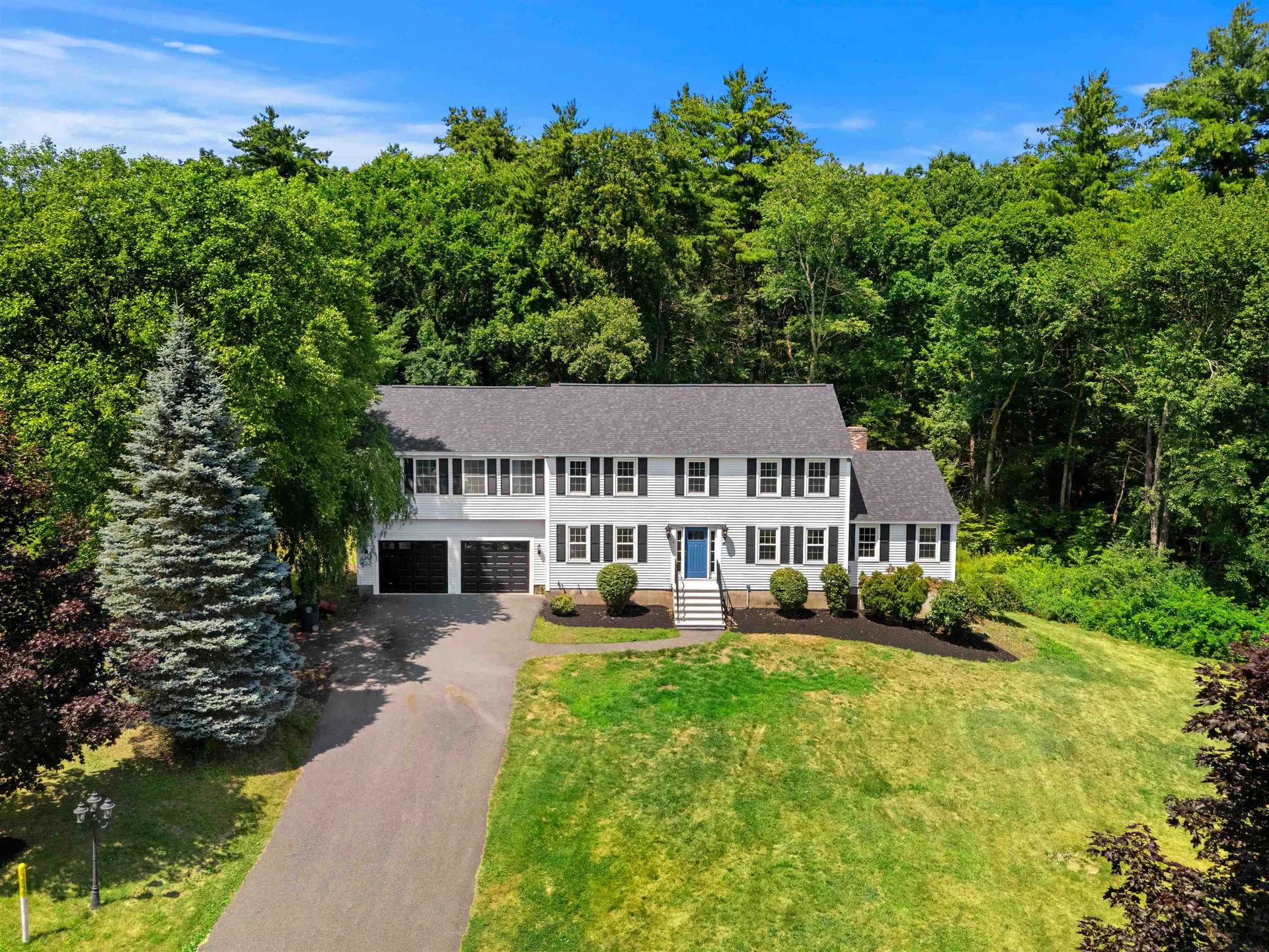 4 Elijah Hill Lane Londonderry NH 03053