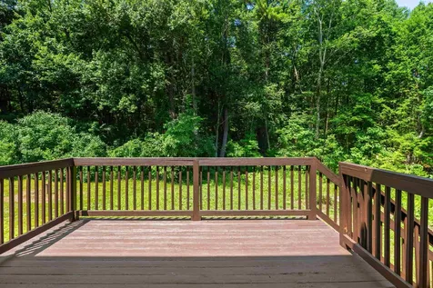 4 Elijah Hill Lane Londonderry NH 03053