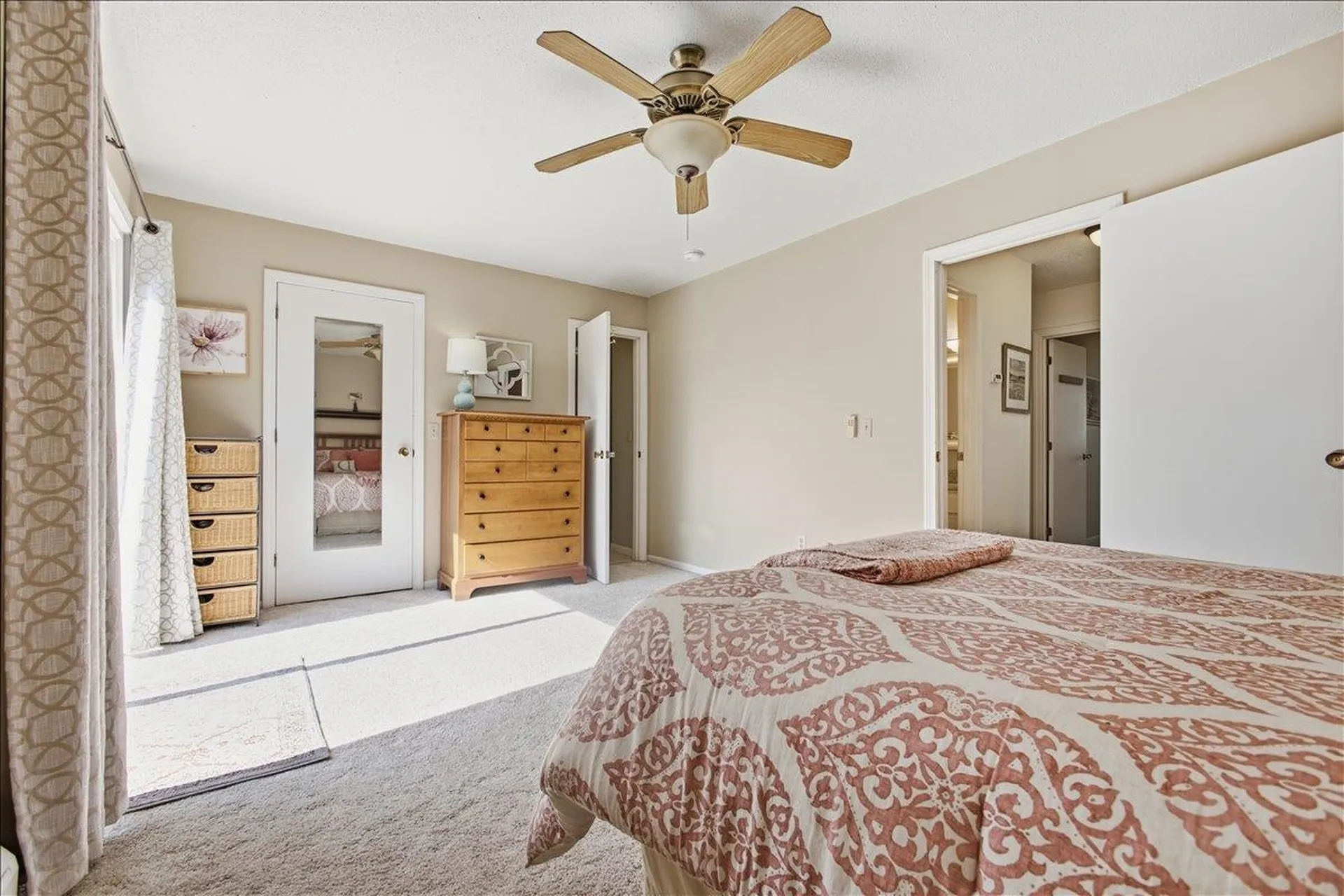 E11 Stonehedge Drive South Burlington VT 05403