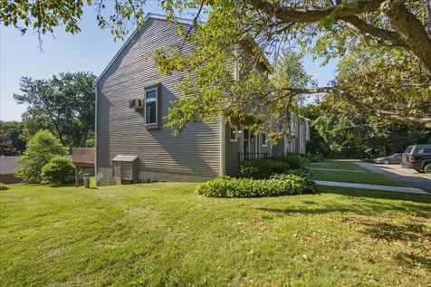 E11 Stonehedge Drive South Burlington VT 05403