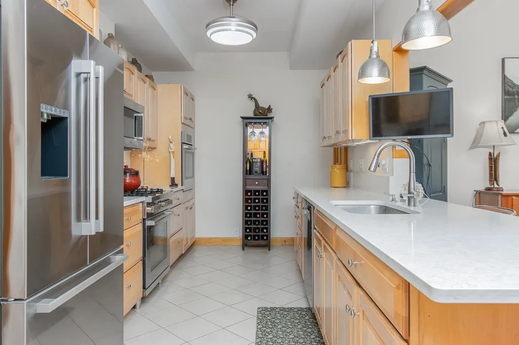 259 Old Lake Shore Road Gilford NH 03249