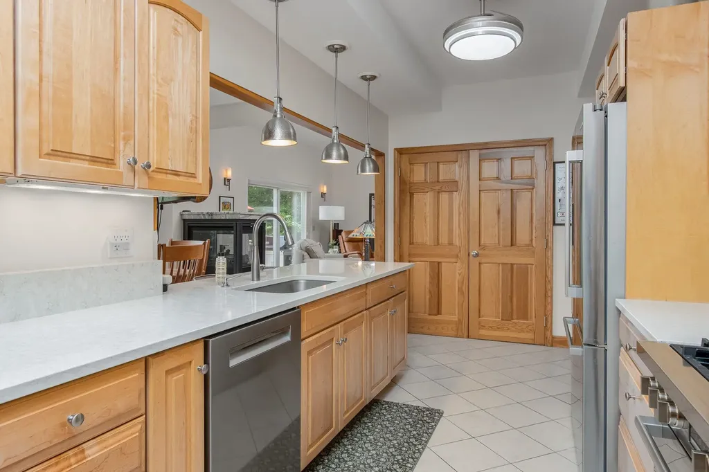 259 Old Lake Shore Road Gilford NH 03249